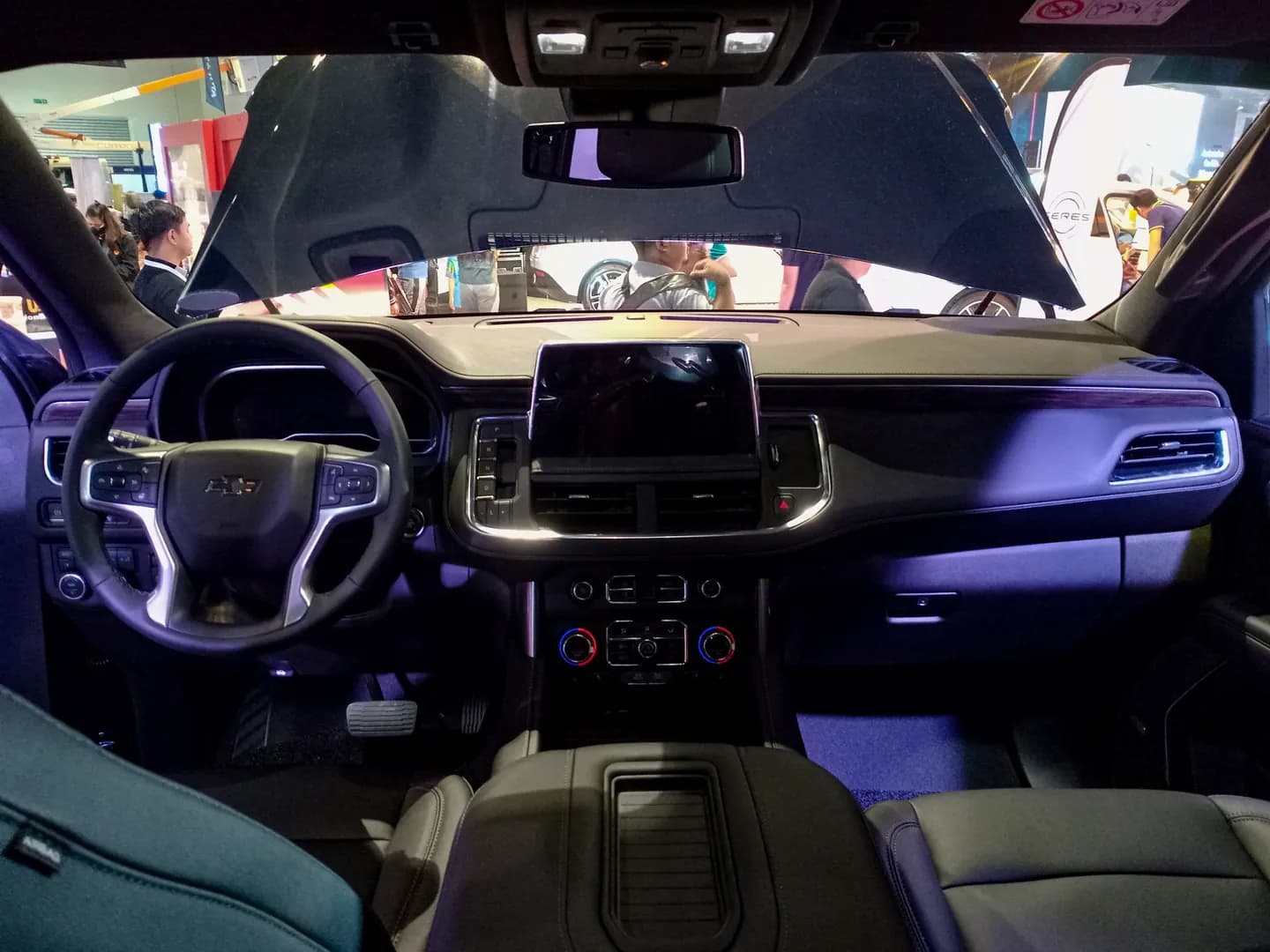 2024 Chevrolet Suburban dashboard and steering wheel